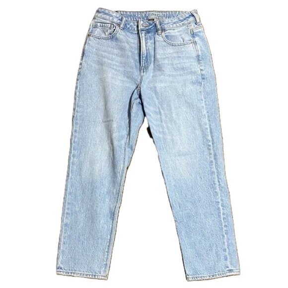 American Eagle Outfitters Denim - AE Mom Jean Strigid Straight Leg Jeans